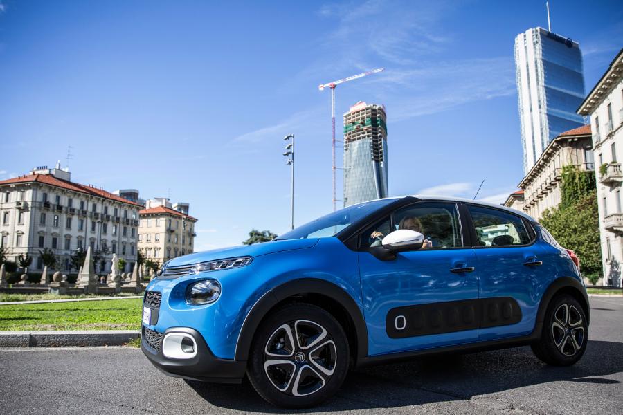  Citroen C3 Facebook 2016 года  (фото 6 из 7)